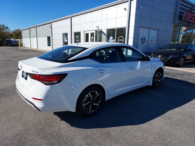 2025 Nissan Sentra SV photo 2