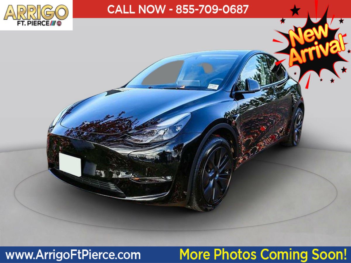 2025 Tesla Model Y Long Range's photo