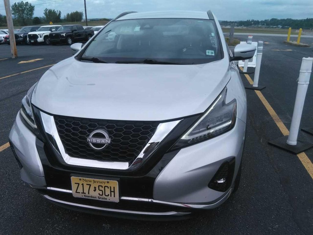 2023 Nissan Murano SV photo 2