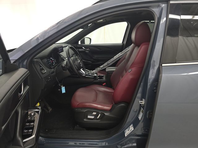 2023 Mazda CX-9 Carbon photo 2