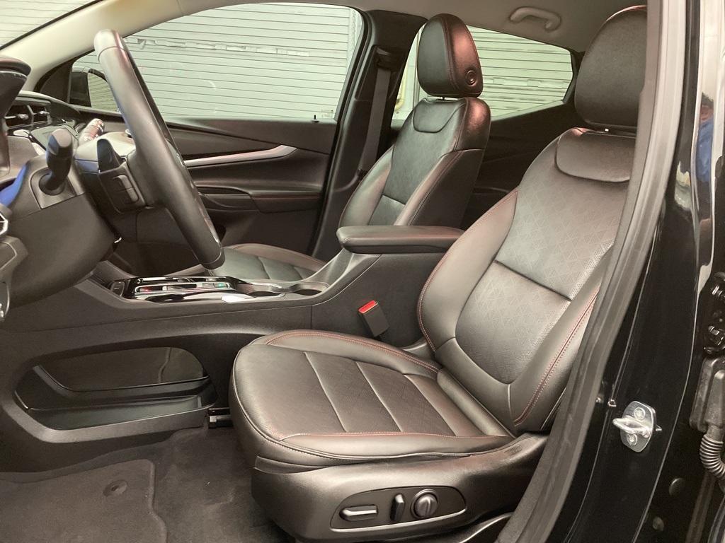 2023 Chevrolet Bolt EUV Premier photo 17
