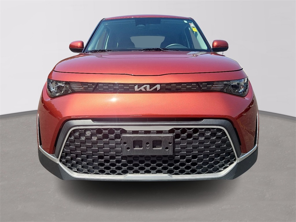 2024 Kia Soul S photo 2
