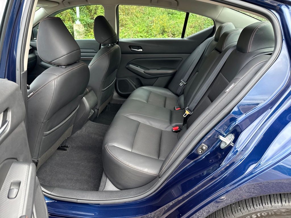 2021 Nissan Altima 2.5 SR photo 23