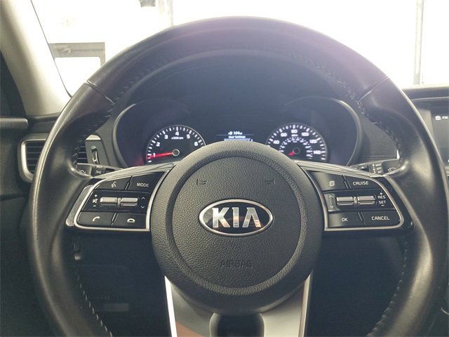 2020 Kia Optima S photo 11