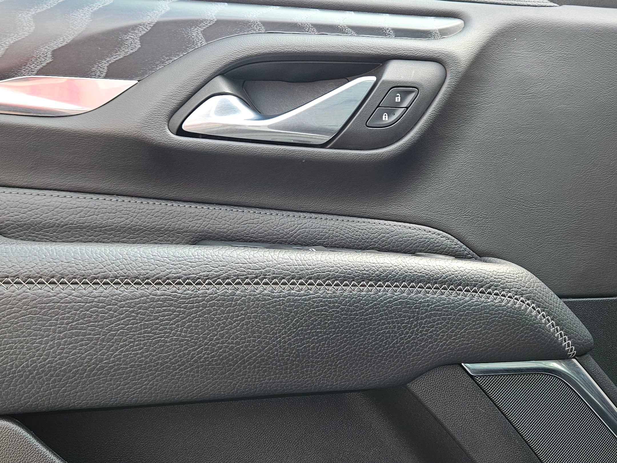 2023 Gmc Yukon Denali photo 16