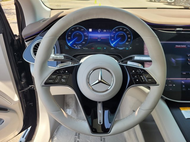 2023 Mercedes Benz EQS-Class SUV photo 23