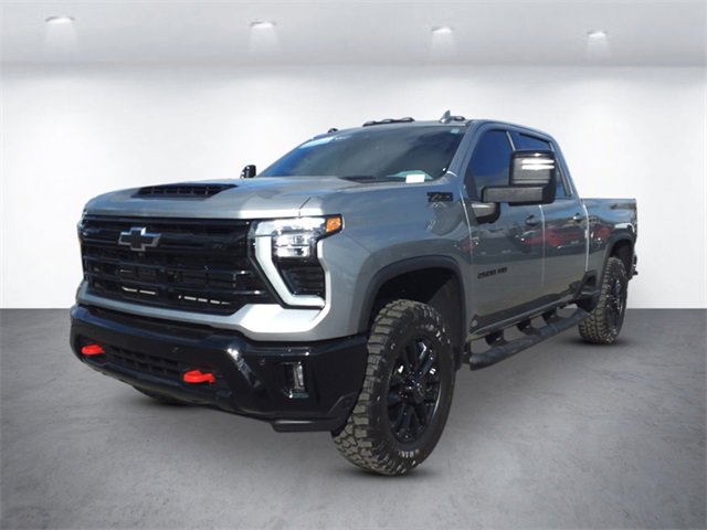 2025 Chevrolet Silverado 2500HD LTZ's photo