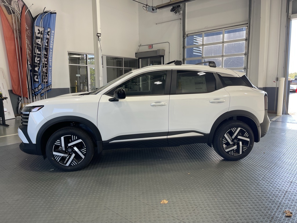 2026 Nissan Kicks SV photo 4