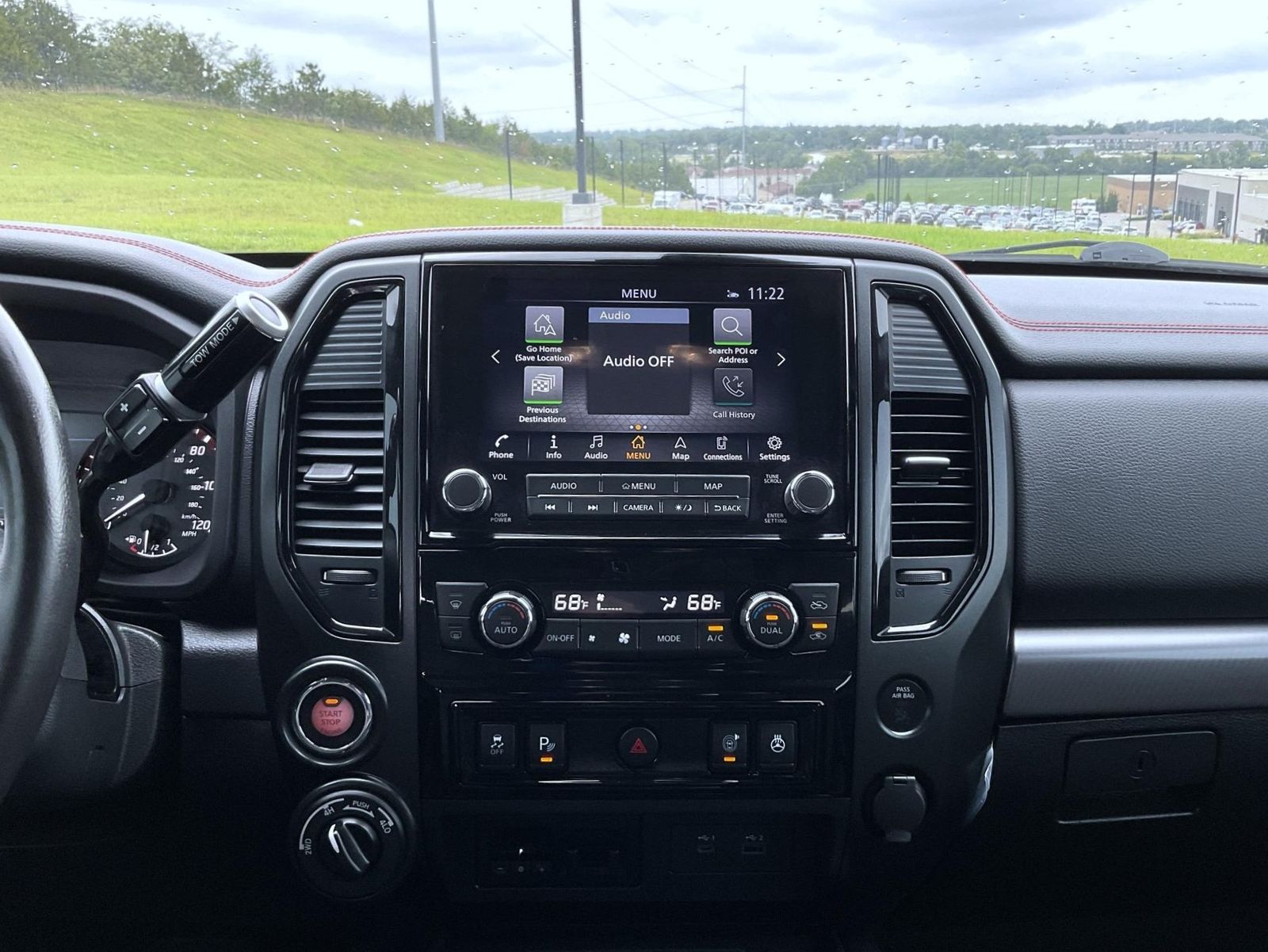 2020 Nissan Titan PRO-4X photo 13
