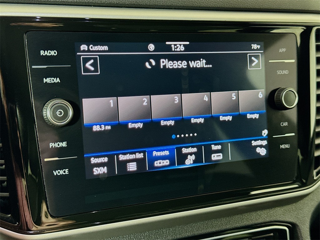 2023 Volkswagen Atlas Cross Sport V6 SE Technology photo 28