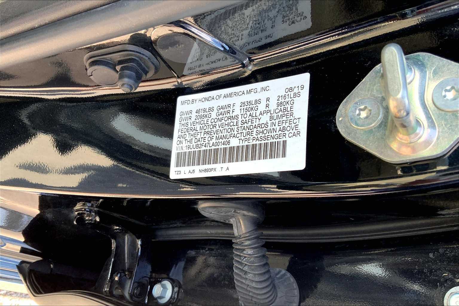 2020 Acura TLX Technology photo 33