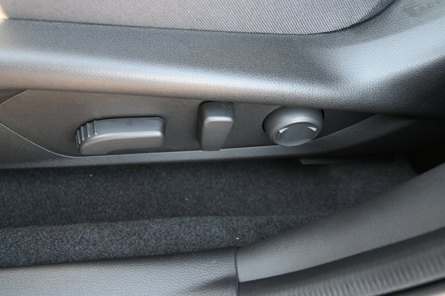 2025 Subaru Crosstrek Premium photo 13