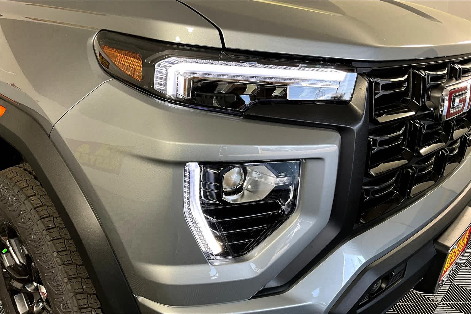 2024 Gmc Canyon Elevation photo 18