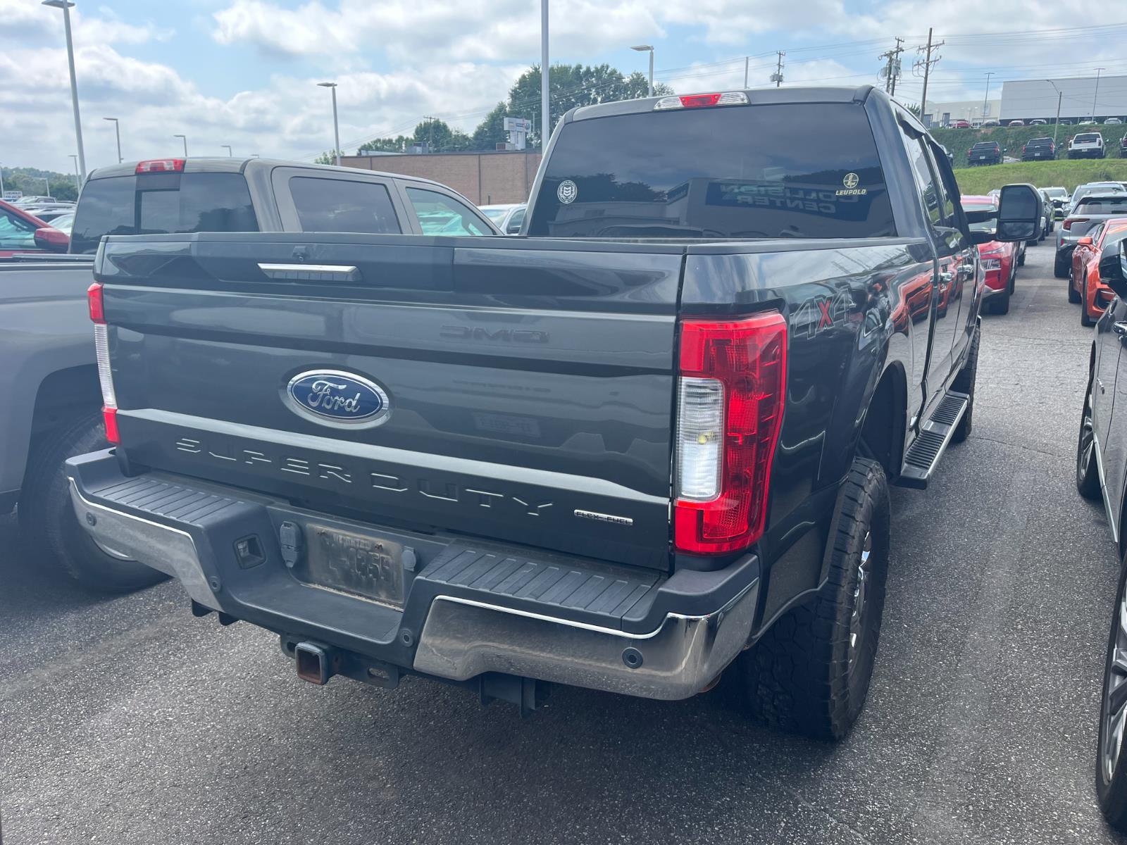 2017 Ford F-250 XLT photo 4