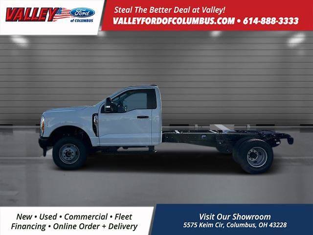 2026 Ford F-350 photo 4