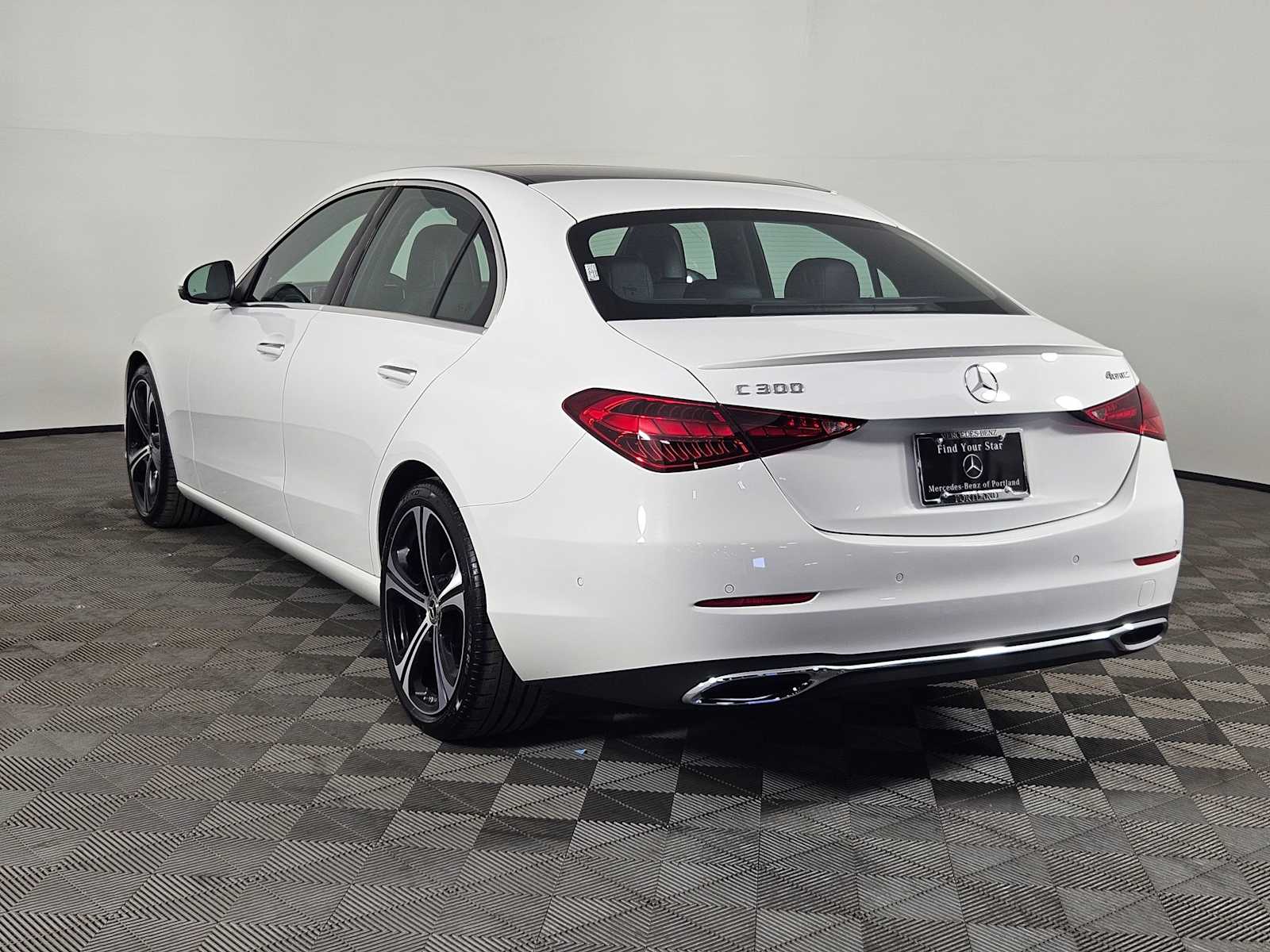 2025 Mercedes Benz C 300 4MATIC photo 2