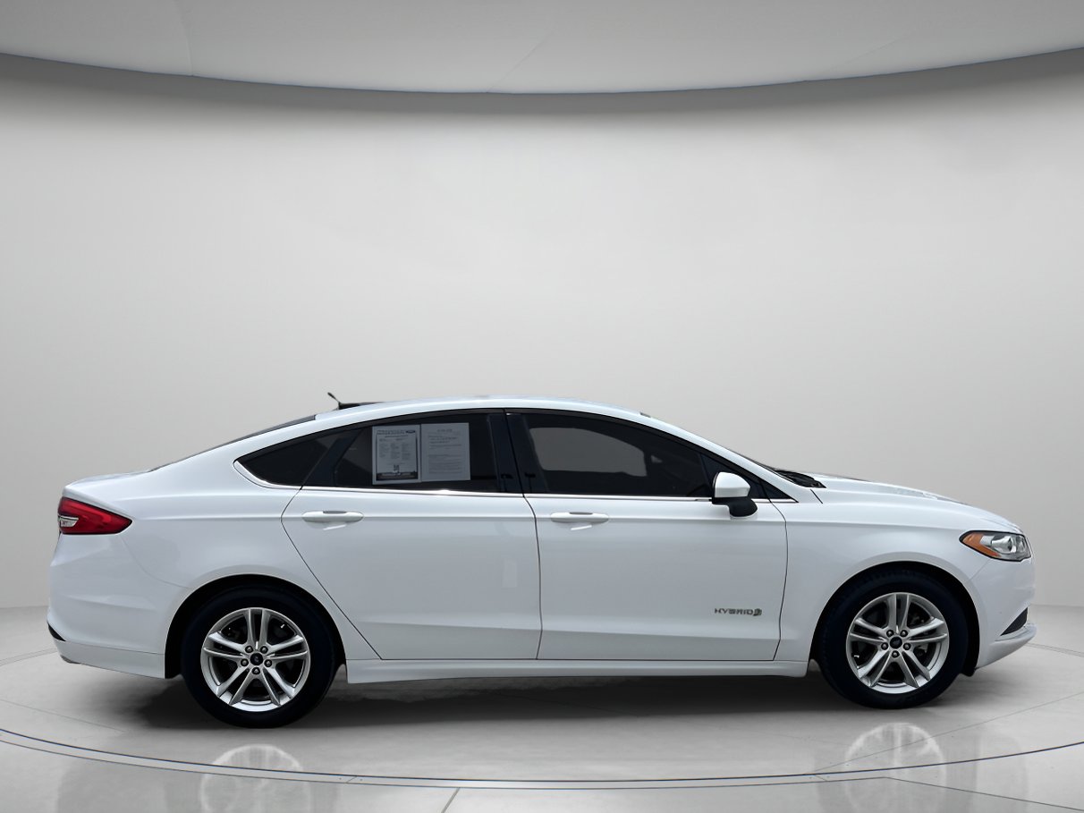 2018 Ford Fusion Hybrid S photo 2