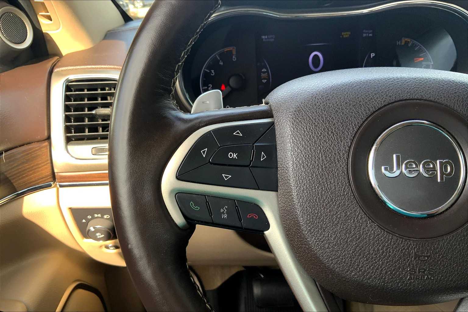 2015 Jeep Grand Cherokee Overland photo 19