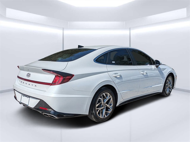2022 Hyundai Sonata SEL photo 3