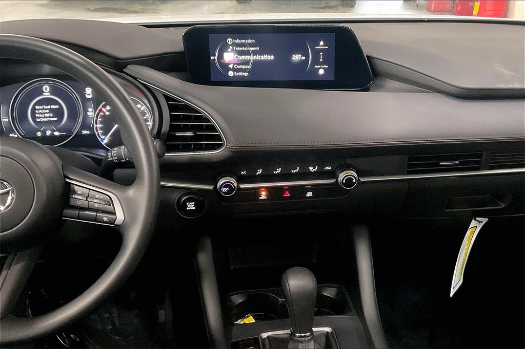 2026 MAZDA MAZDA3 - Image 5