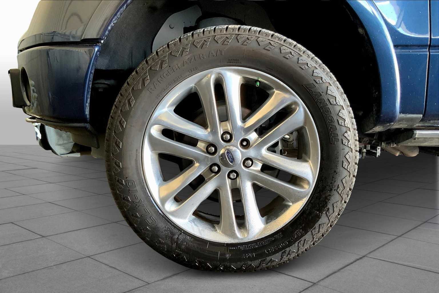 2014 Ford F-150 Limited photo 9