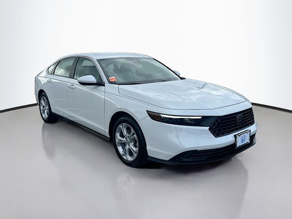2025 Honda Accord 1.5T LX photo 3
