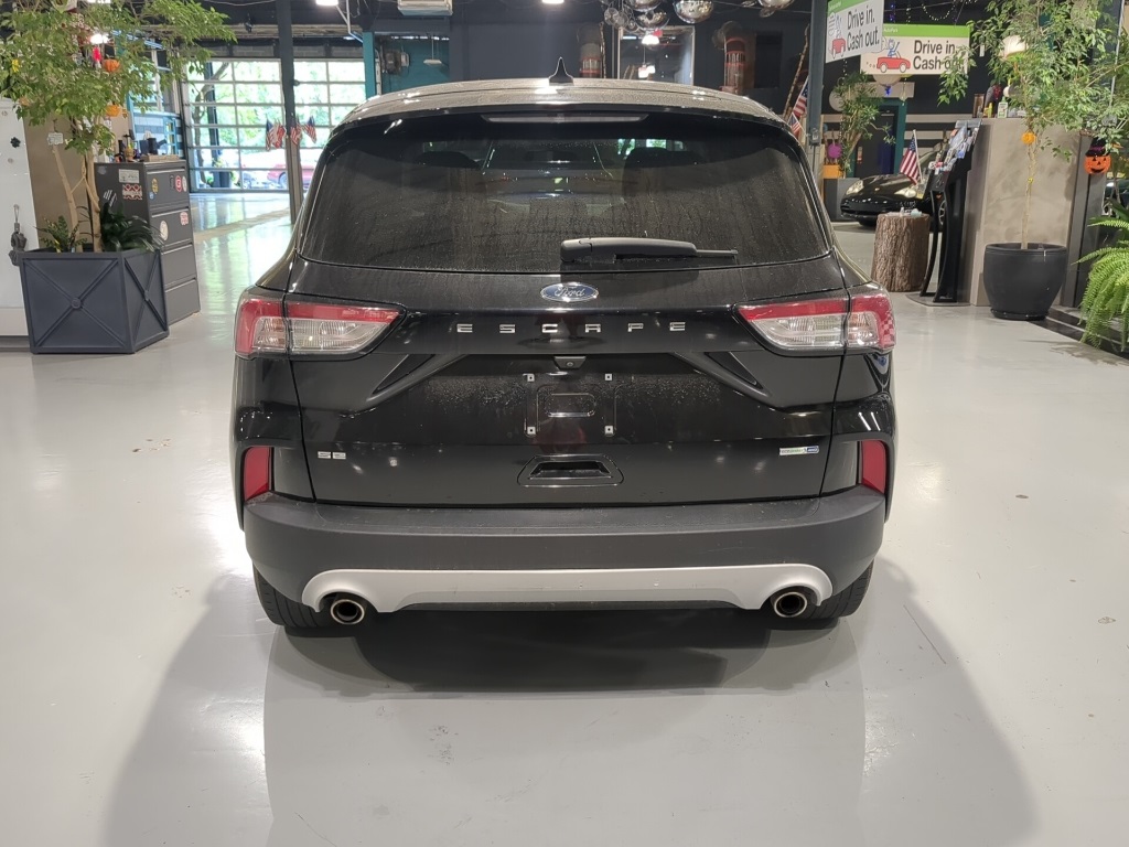 2020 Ford Escape SE photo 6