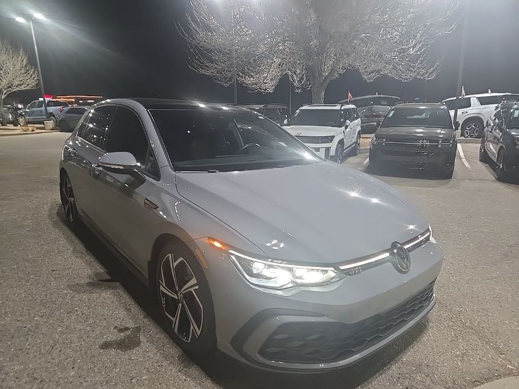 2024 Volkswagen Golf GTI SE photo 2