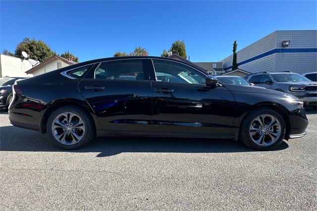 2023 Honda Accord EX photo 3