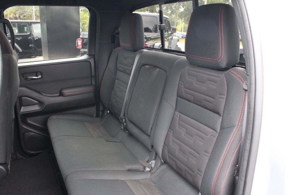 2022 Nissan Frontier Crew Cab PRO-X photo 28