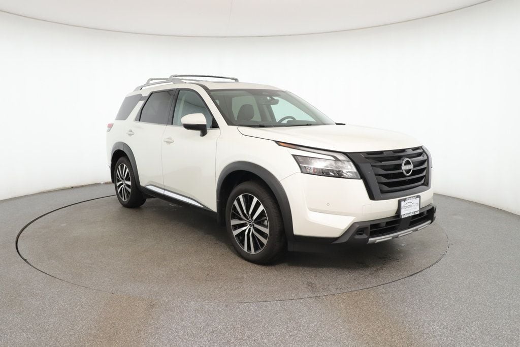 Used 2024 Nissan Pathfinder Platinum with Black Appearance Package SUV