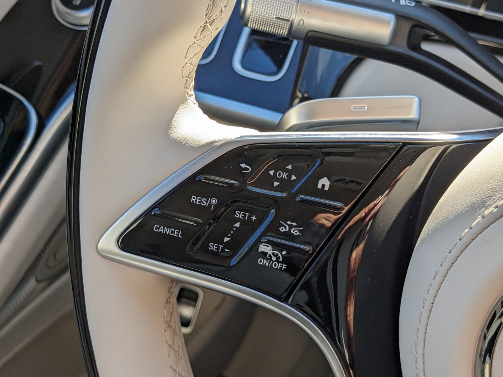 2025 Mercedes Benz S Maybach 450 580 photo 23