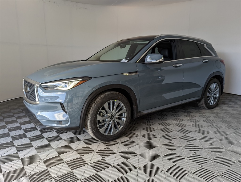 2025 Infiniti QX50 Luxe AWD photo 4