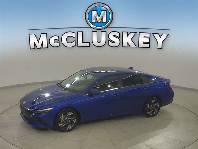 2025 Hyundai Elantra SEL's photo