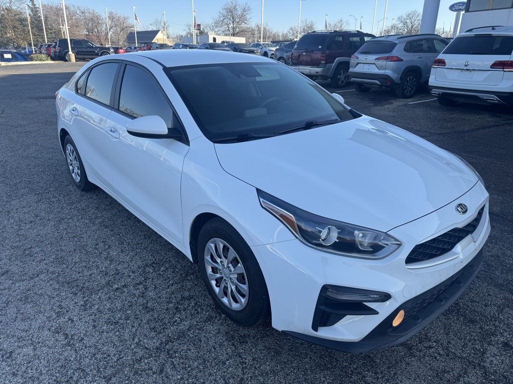 Used 2021 Kia Forte FE with VIN 3KPF24AD8ME319978 for sale in Kansas City