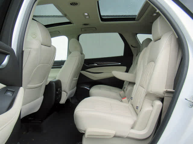 2023 Buick Enclave Avenir photo 4
