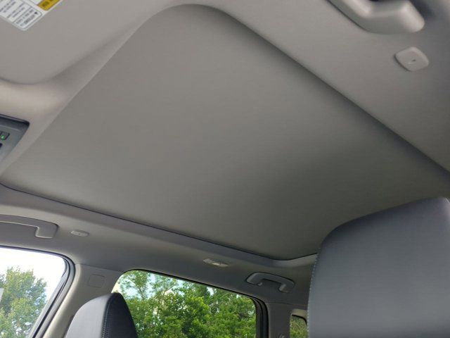 2025 Nissan Rogue Platinum photo 21