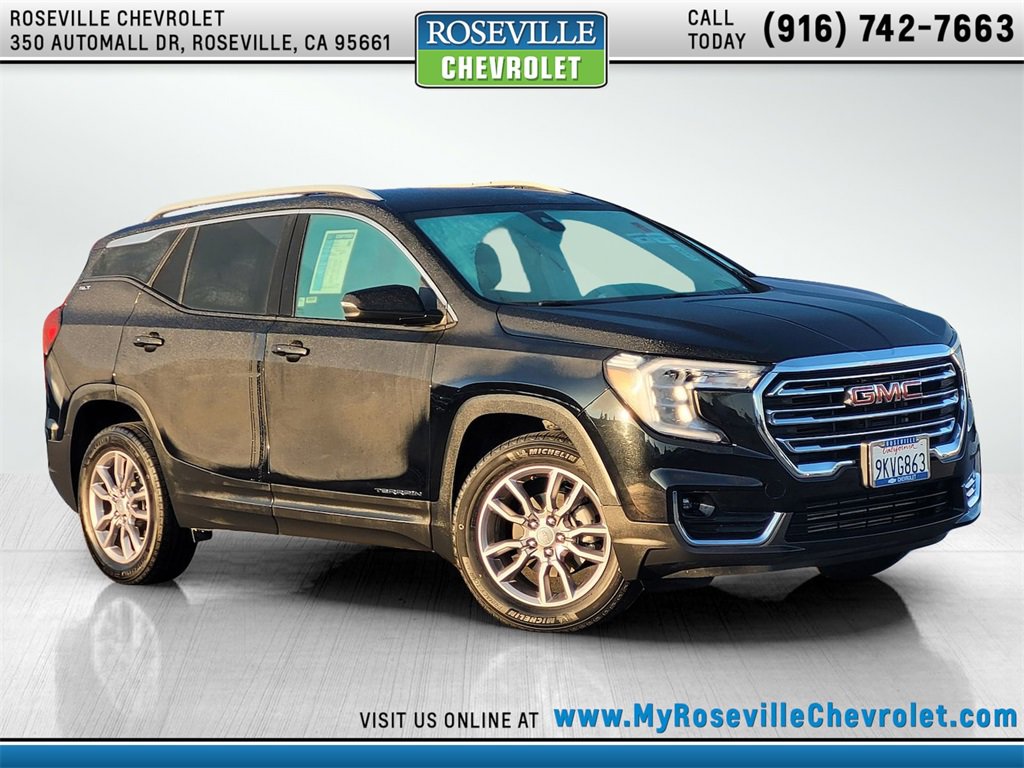 2024 GMC Terrain SLT's photo