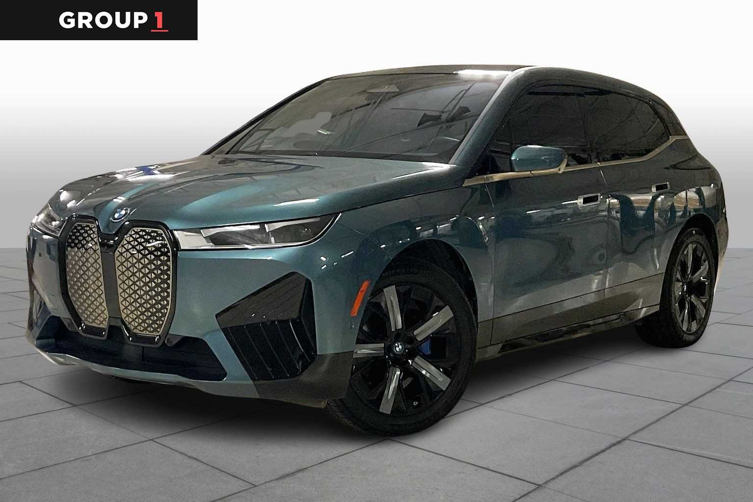 2023 BMW iX Base's photo