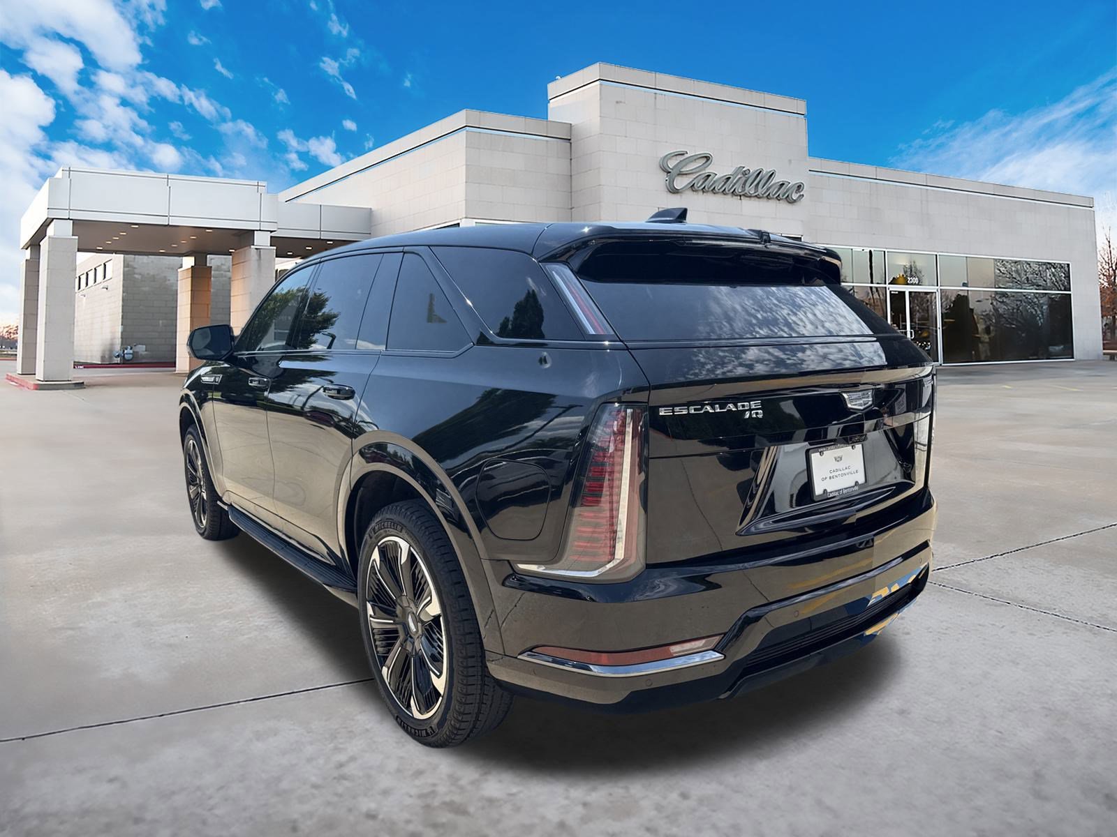 2026 Cadillac Escalade IQ Sport photo 5
