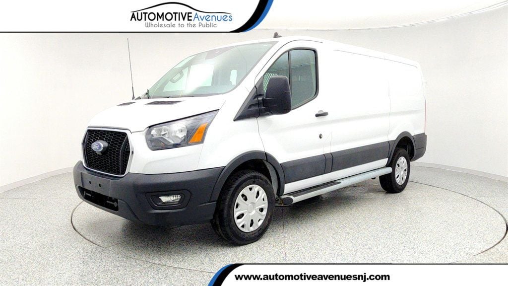 2024 Ford Transit Van Base's photo