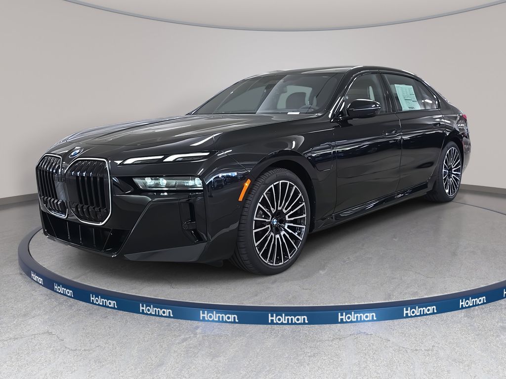 2026 BMW 7 Series 750e's photo
