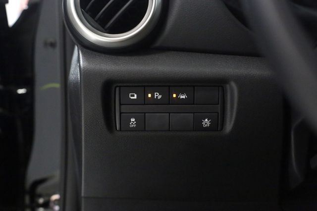 2025 Nissan Versa S photo 10