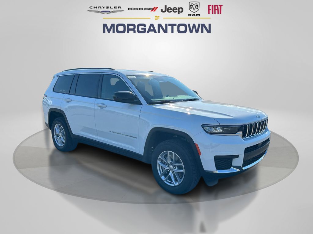 2025 Jeep Grand Cherokee Laredo X photo 3