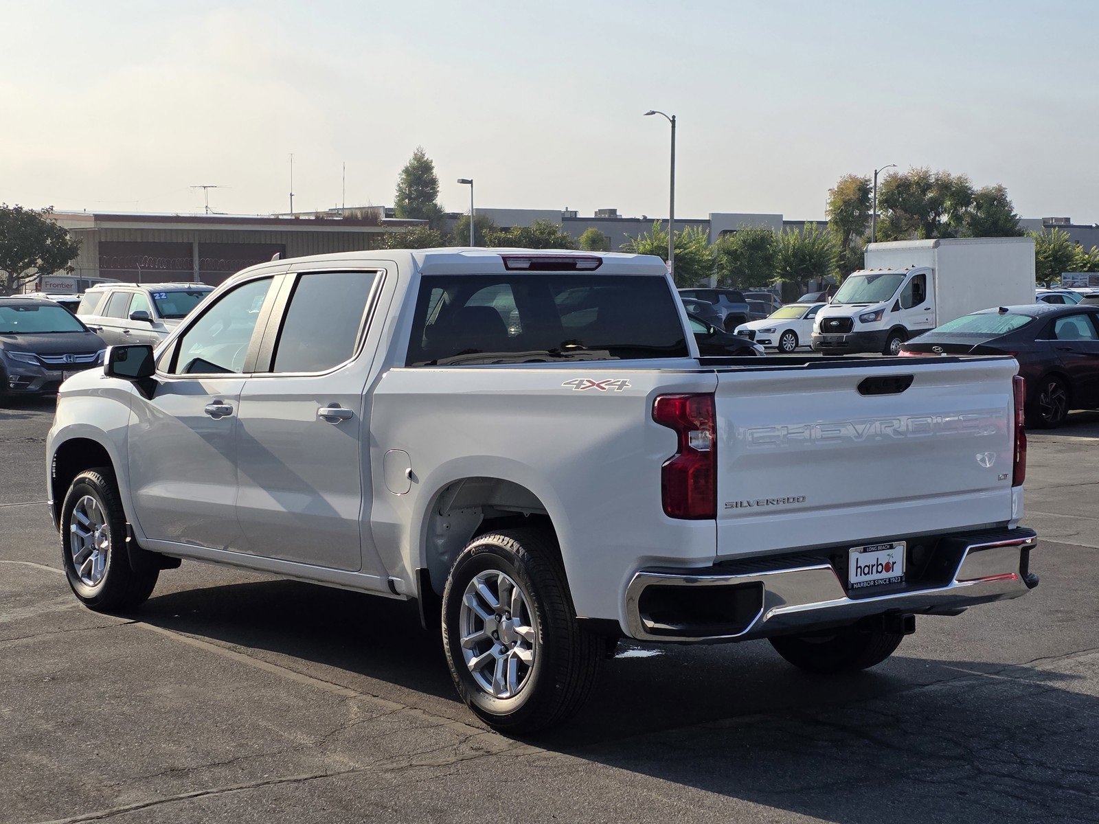2025 Chevrolet Silverado 1500 LT photo 8