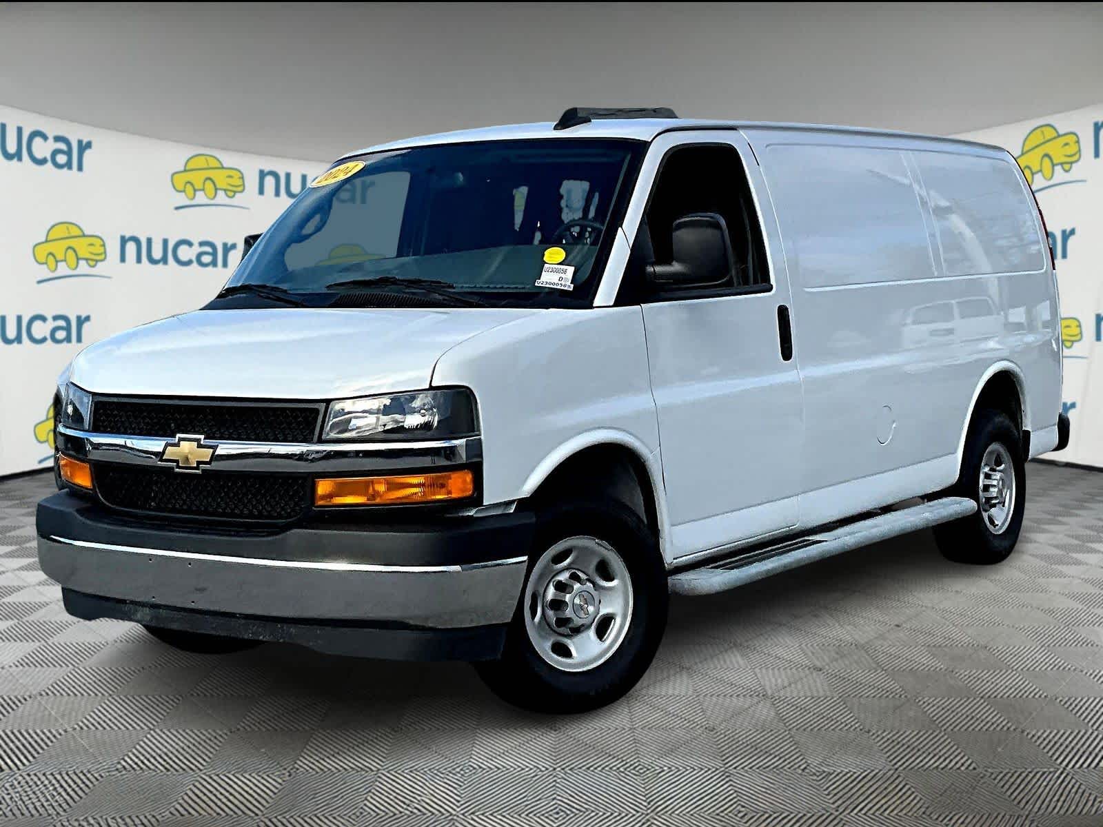 2024 Chevrolet Express Cargo Van 2500 photo 3