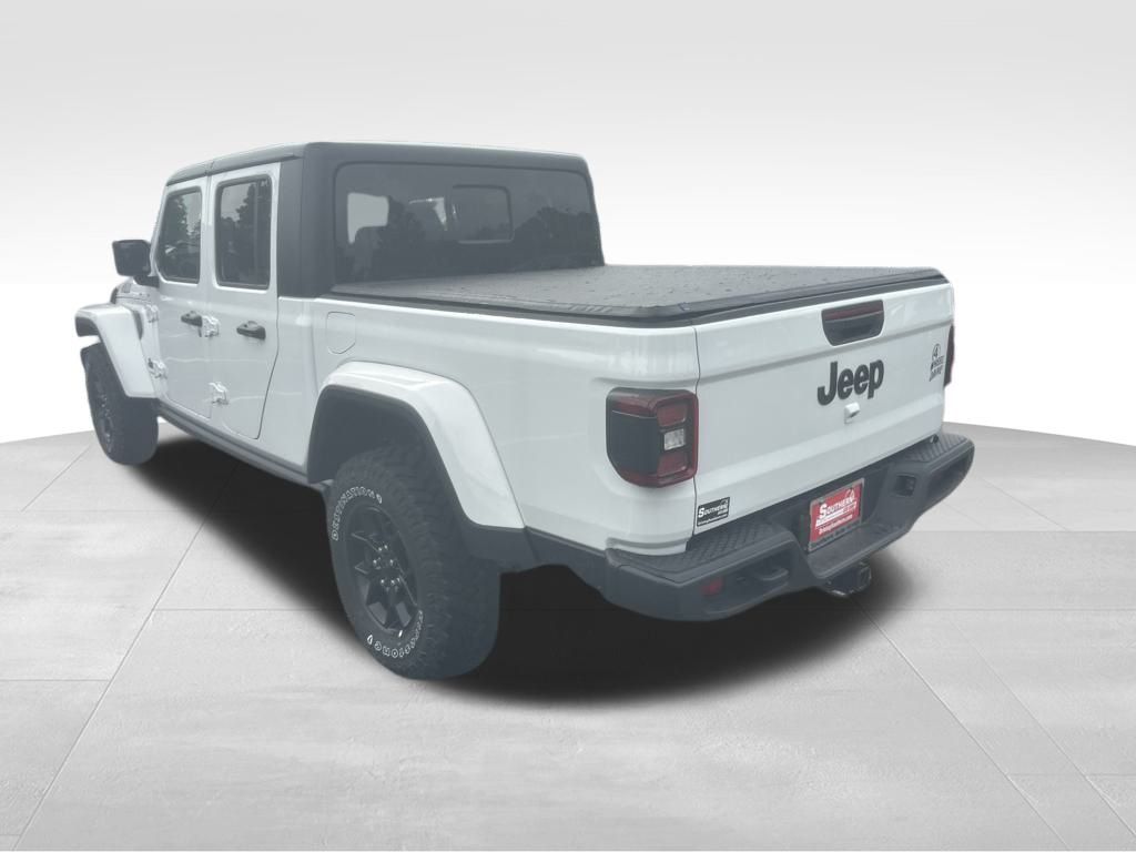 2025 Jeep Gladiator Willys photo 14