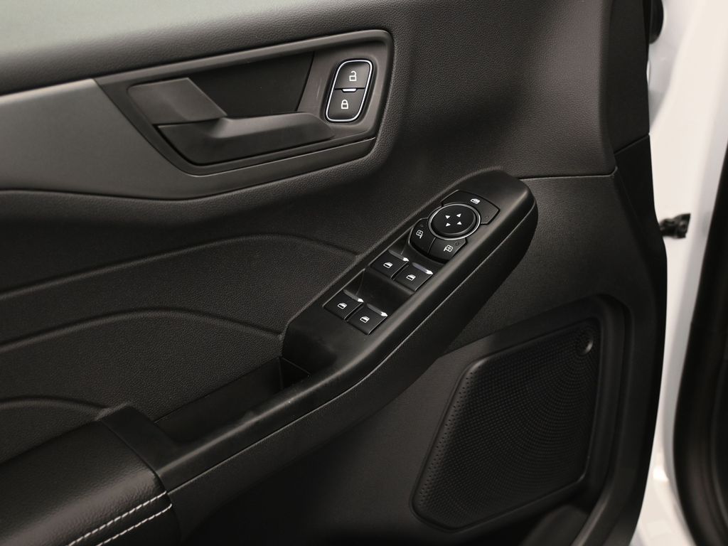 2025 Ford Escape Active photo 8