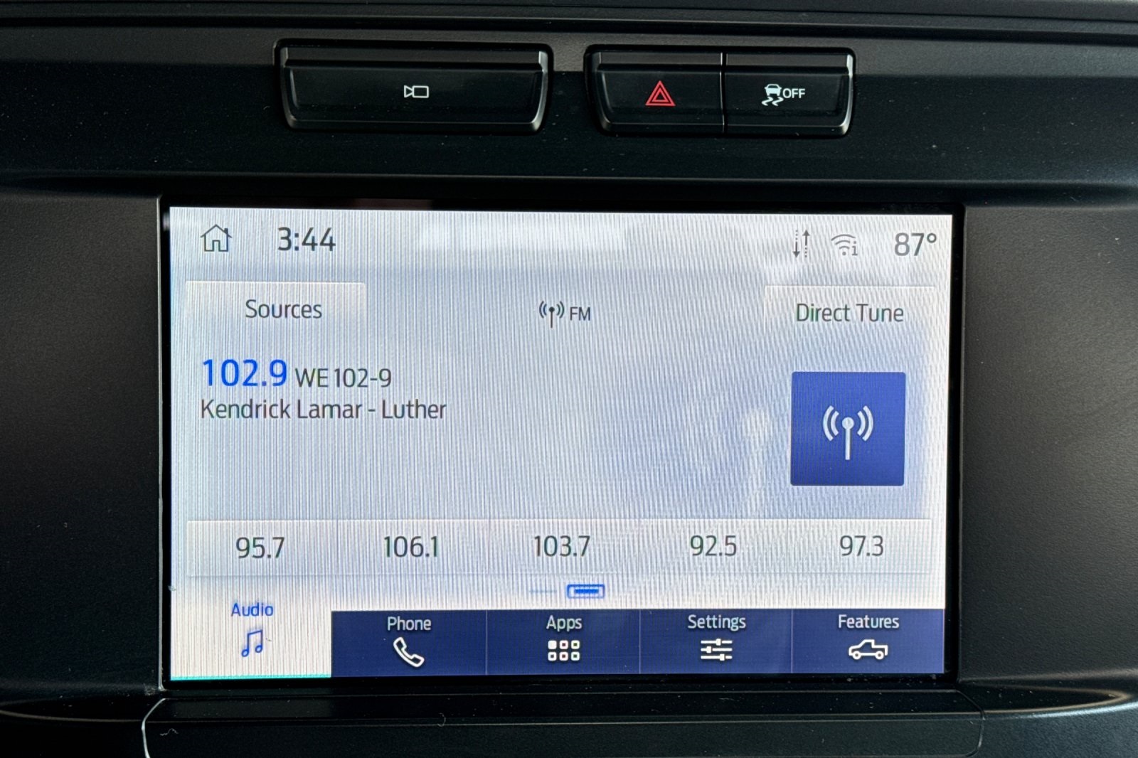 2023 Ford F-150 XLT photo 17