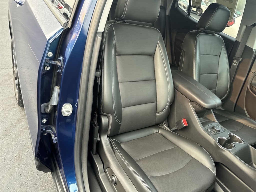 2022 Gmc Terrain SLT photo 28